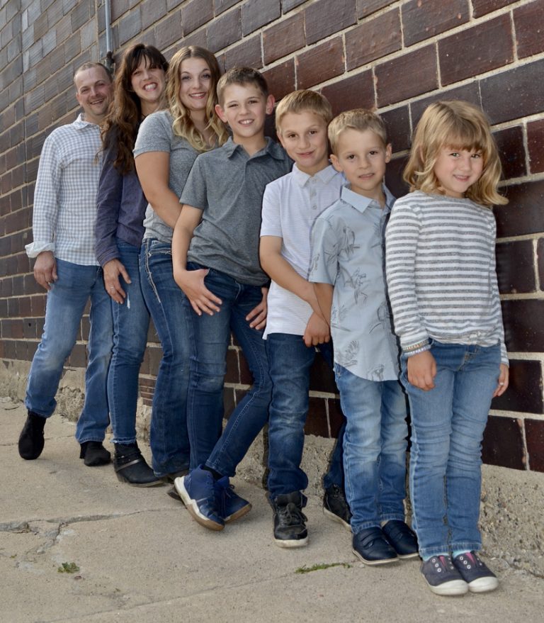 Lonsdale Country Market Favorites Customer Favorites