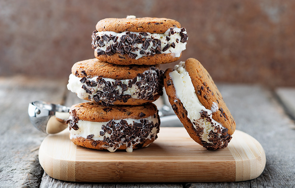 ice cream chocolate chip cookie